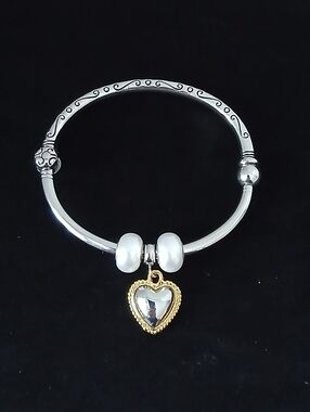 Bella Perlina Bangle Heart Bracelet